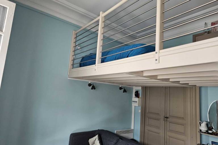 Children-friendly holiday apartment with yard & terrace | Pets are welcome in Lisieux