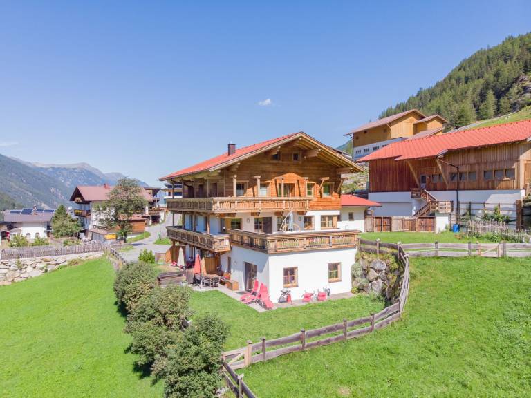 Ferienwohnung mit Hund in Huben, Tirol für max. 4 Gäste