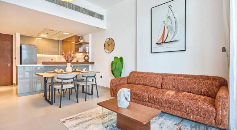 Ample apartment with pool | Dogs allowed in Dubai
