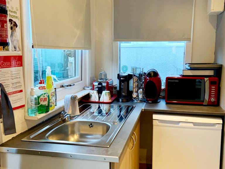 Child-friendly nice cottage with yard, jacuzzi & BBQ | River view | Pets are welcome — photo 4