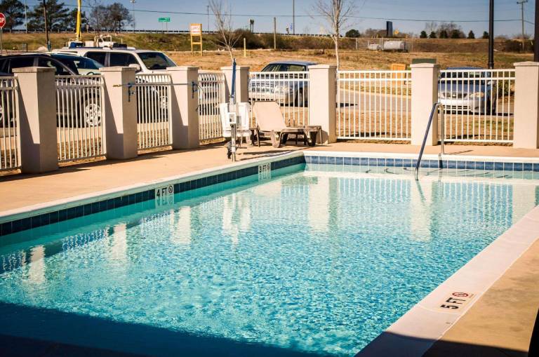 Sleep Inn & Suites Evergreen I-65 — photo 3