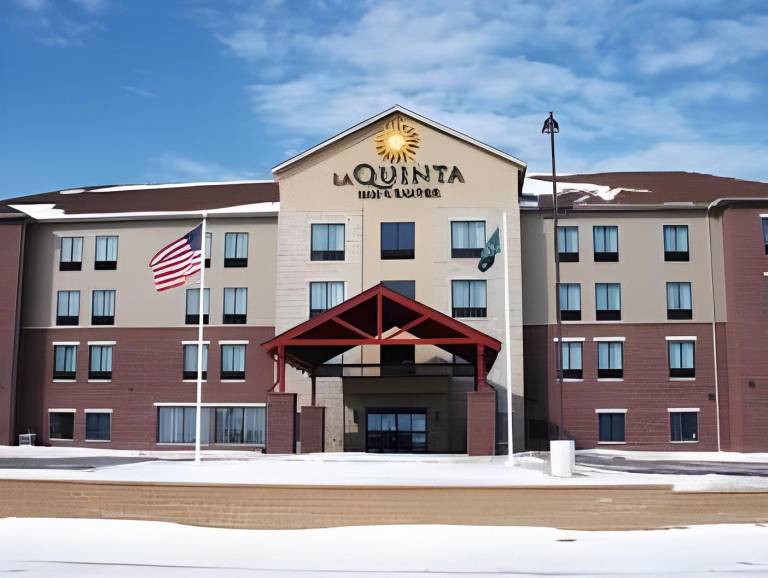 La Quinta Inn & Suites by Wyndham Sioux Falls in Sioux Falls, SD