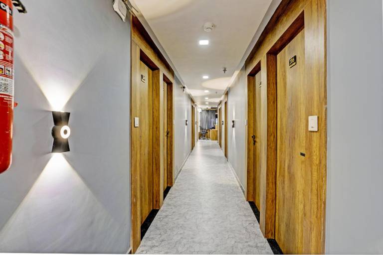 Hotel O Secure Inn