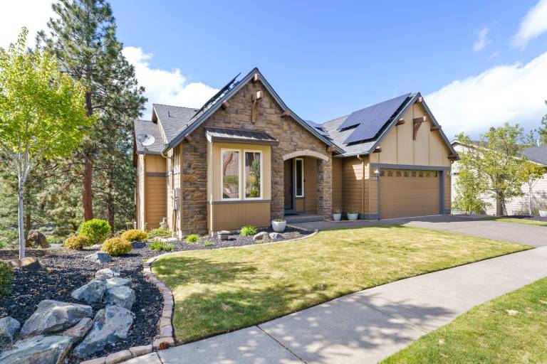 Family-oriented house with terrace | Pets allowed — photo 4