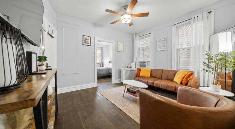 "Charming Apartment - Just 35 min to Manhattan" — photo 2