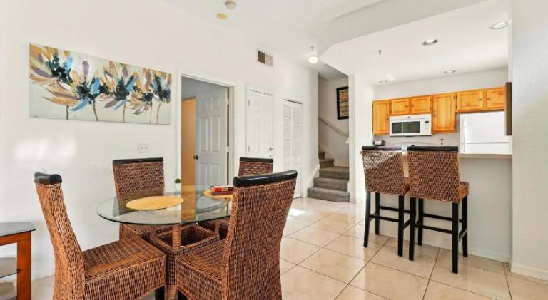 Ample vacation home with pool | Good for workation | Pets allowed — photo 5