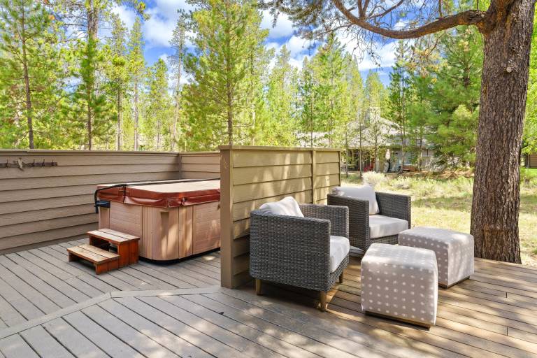 4 Umpqua - Sunny Sunriver! Hot Tub, AC, SHARC, Amazing Location! — photo 5
