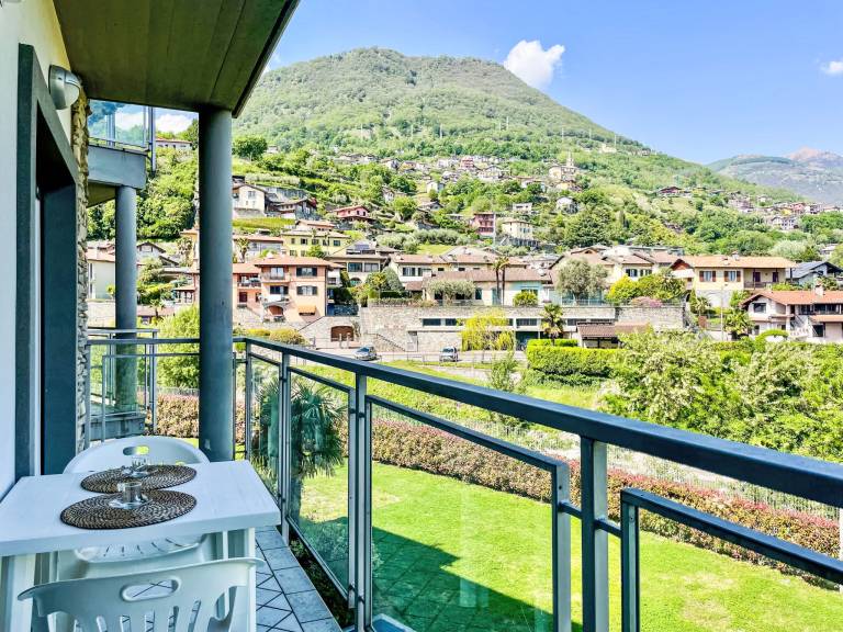 Apartment with garden & pool | Nature view — photo 3