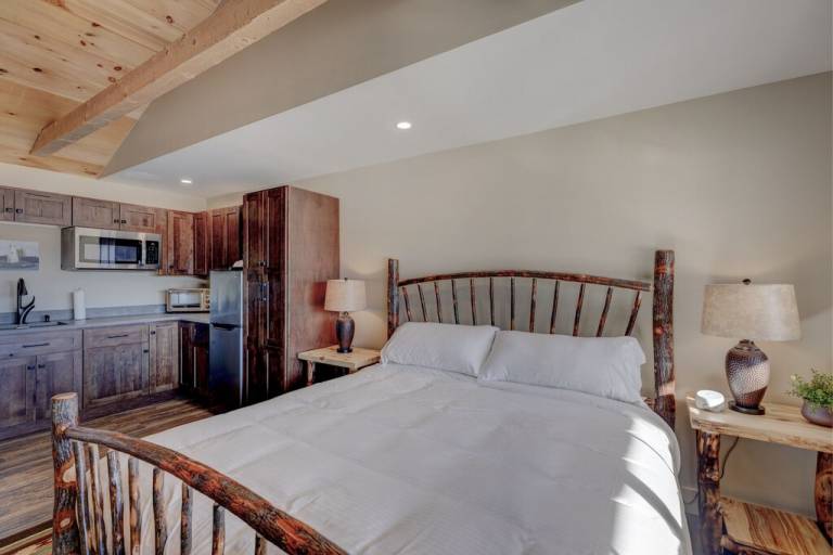 House Lake Sunapee