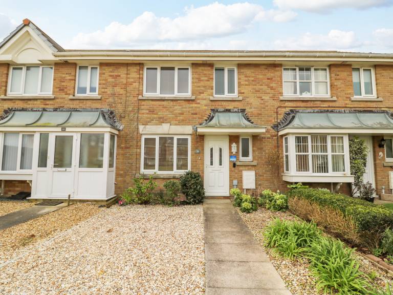 Cottage with garden | Beach view in Weymouth