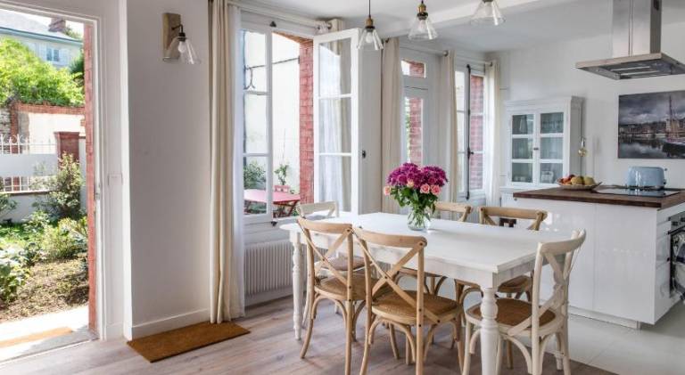 Villa with 3 rooms for 7 persons in Honfleur