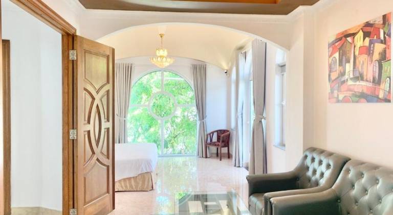 Rental apartment with patio, pool & garden | Perfect for remote work — photo 4
