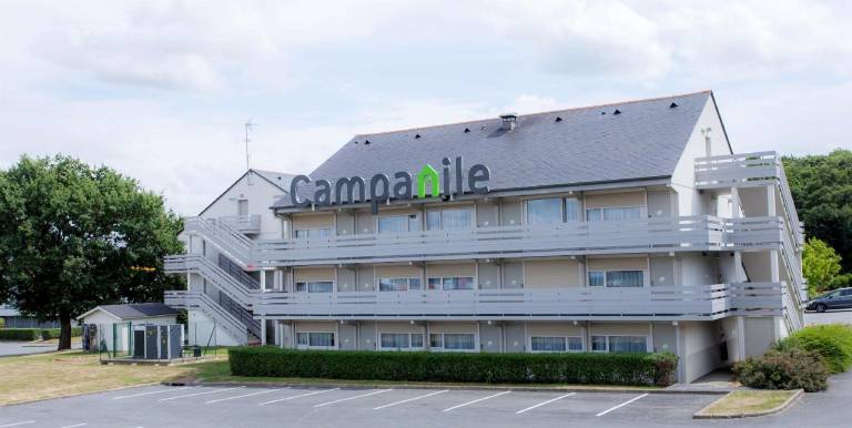 Campanile Hotel Angers Ouest in Beaucouze