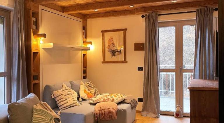 Pleasant holiday apartment | Close to the ski | Pets allowed in Sauze d'Oulx