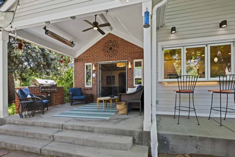 263 m&sup2; Ferienhaus