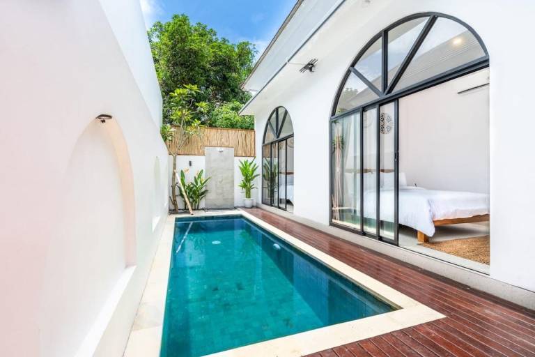 Pleasant vacation home with pool | Suitable for remote work | Pets allowed in Pecatu