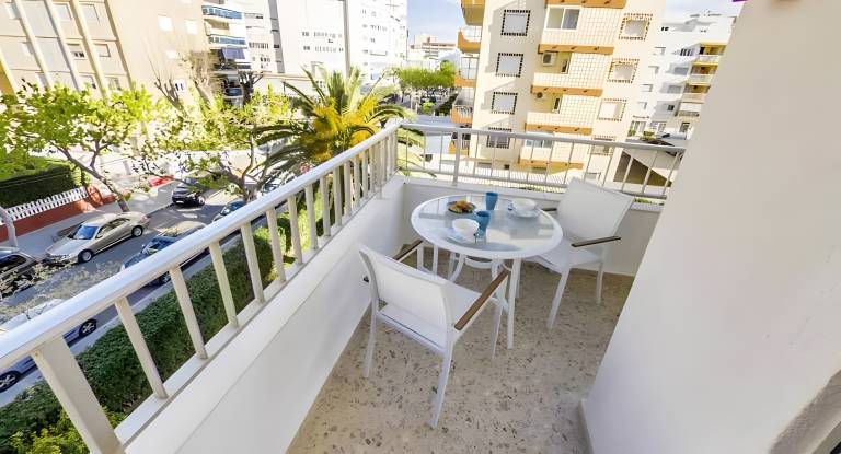 Rental apartment with garden & pool | Sea view | Beach nearby | Pet-friendly — photo 3
