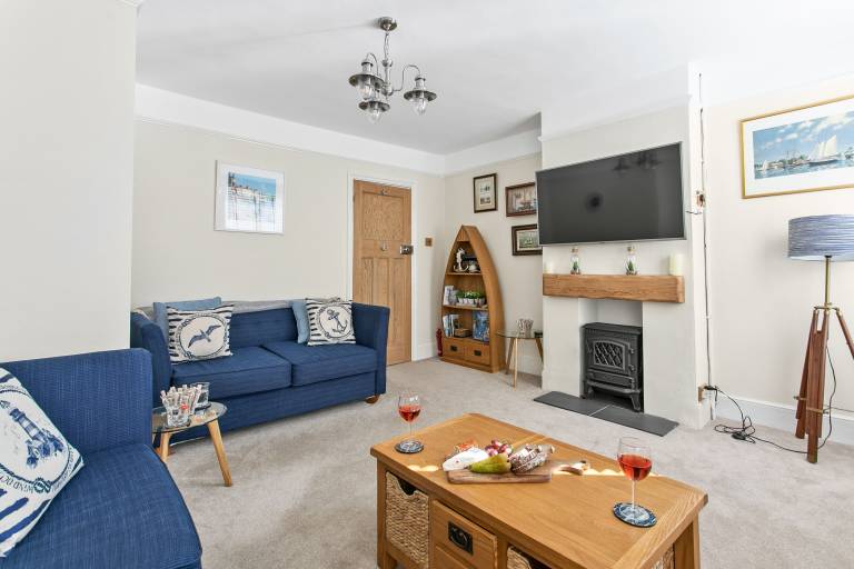 Family-friendly cottage | City view | Pet-friendly — photo 2