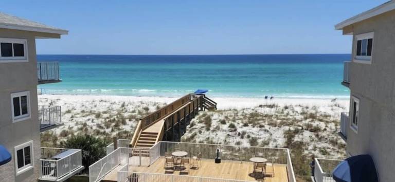 2,957 Gulf Breeze Airbnbs & Vacation Rentals from $92 | HomeToGo