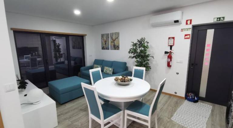 Apartment with private pool, garden & grill — photo 4