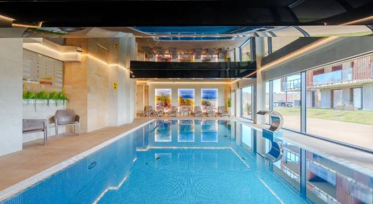 Rental apartment with pool — photo 2