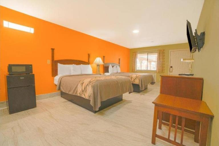 Americas Best Value Inn And Suites Aransas Pass — photo 2