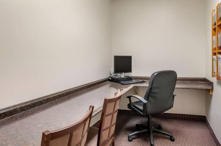 Quality Inn & Suites South-Obetz in Columbus, OH