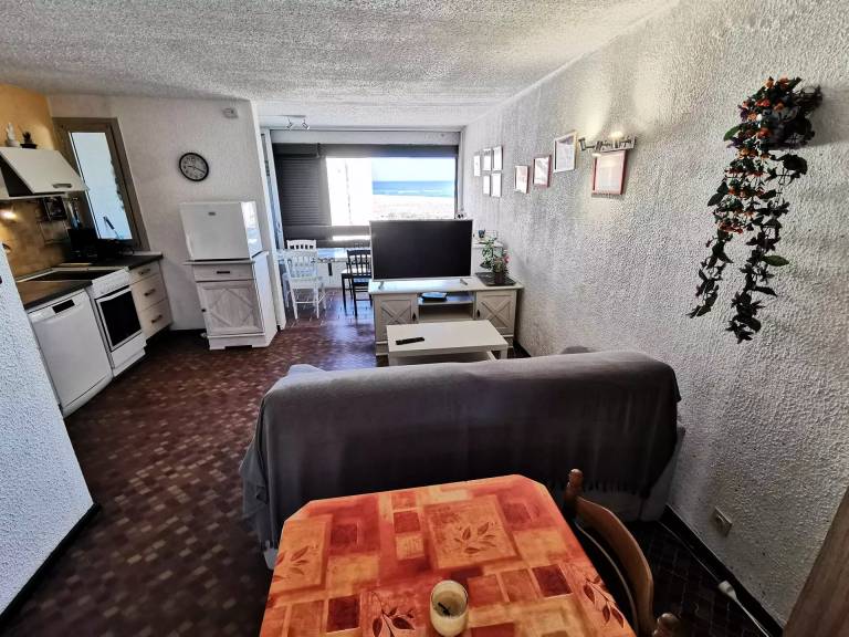 Holiday apartment with terrace — photo 2