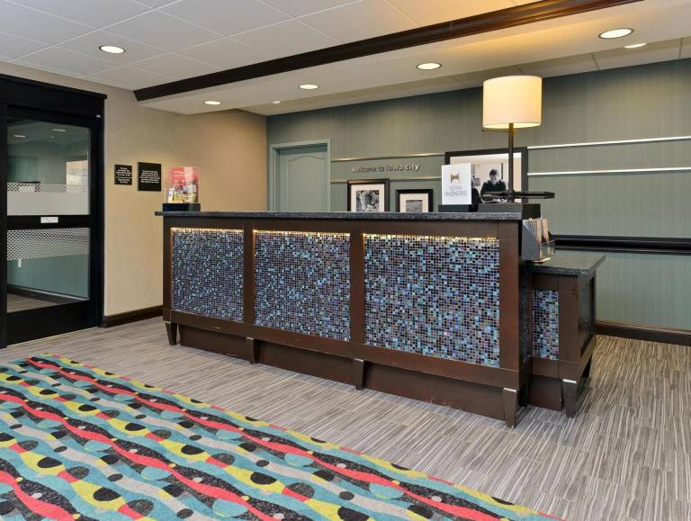 Hampton Inn Iowa City/University Area — photo 5
