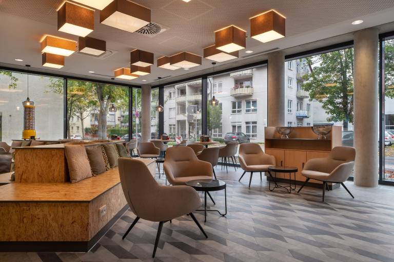 Holiday Inn - the niu, Timber Esslingen by IHG — photo 2