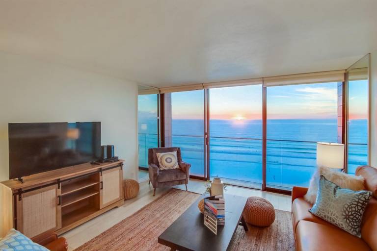 Condo Pacific Beach