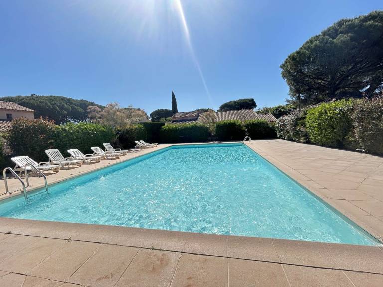 House with garden & pool — photo 4