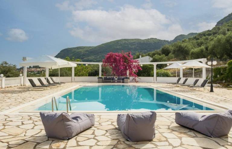 Dazzling Corfu Villa Villa Gwaihir 7 Bedrooms Spacious Sun Terrace — photo 2