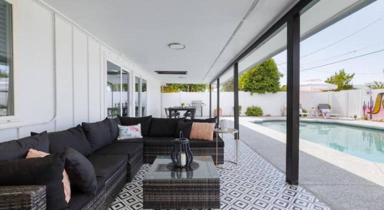 Spacious vacation home with pool | Good for workation | Pet-friendly — photo 5