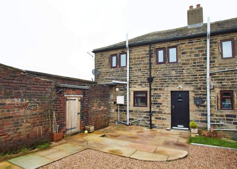 House  Dewsbury