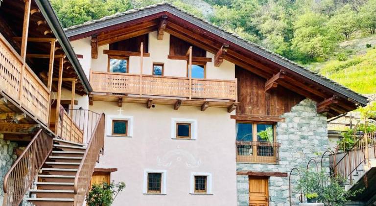 Villa with 3 rooms for 7 persons in Aosta