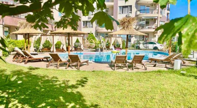 Apartment with pool | Beach nearby | Pets allowed — photo 3