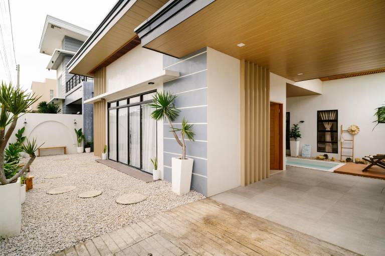 Lovely villa with yard, pool & barbecue | Suitable for remote work | Pets allowed — photo 5