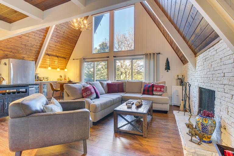 Family-Friendly Lake Arrowhead Cabin w/ Game Room! — photo 3