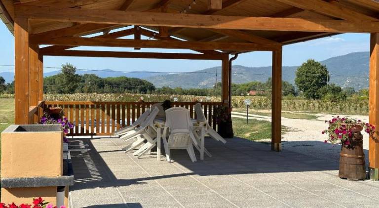 Vacation home with private pool, garden & barbecue — photo 5