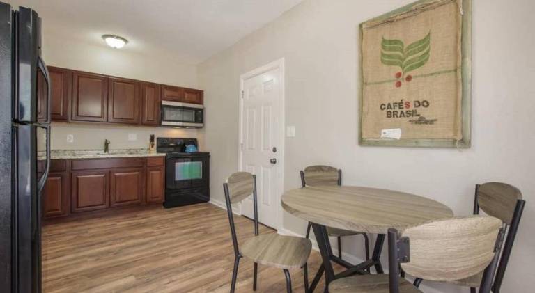 Apartment with 1 room for 4 persons — photo 2