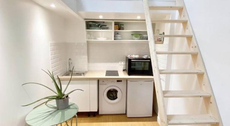 Apartment with 1 room for 2 persons in Saint-Laurent-du-Var