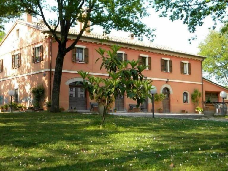 Casa  Saltara
