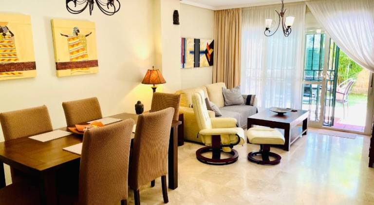 Holiday apartment with garden & pool — photo 4