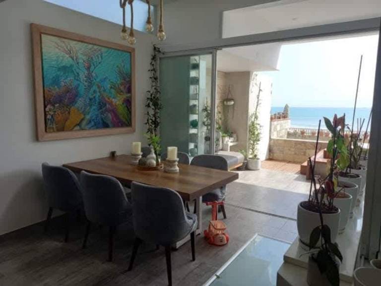 W Spacious 4BR Duplex w Pool in Punta Hermosa — photo 2