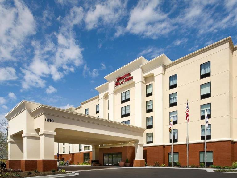 Hampton Inn & Suites Baltimore Woodlawn