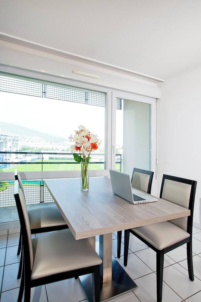 Appart'hôtel 1er Mai