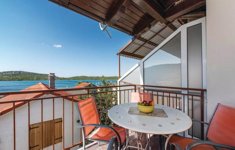 Apartament Pirovac