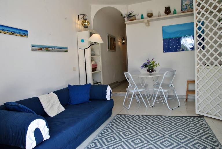 Vacation home with BBQ & terrace | Sea view — photo 4