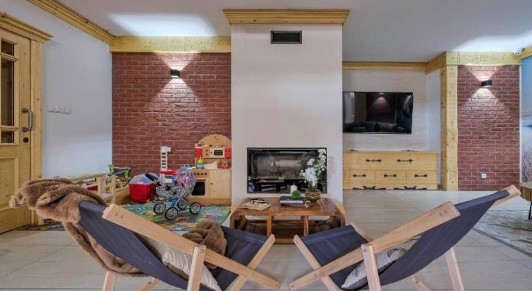 Apartment with garden & terrace — photo 4